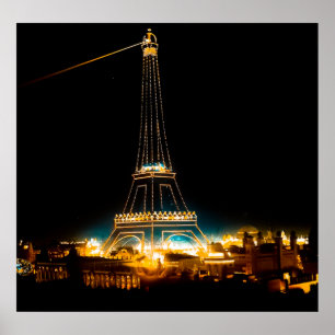 Eiffelturm belichtet bei Paris-Ausstellung 1900 Poster