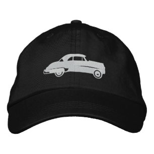 Eigener Auto mit bestickter Hülle Bestickte Kappe
