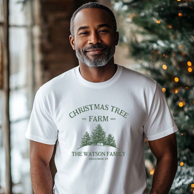 Eigener Familienname Weihnachtsbaumbaum Retro T-Shirt (Von Creator hochgeladen)