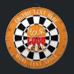 Eigenes Orange- und Weißes Dart-Motherboard für Ih Dartscheibe<br><div class="desc">Stellen Sie hier Ihr Logo mit der Option für den Upload des mittleren Logos ein. Laden Sie eine Datei ohne weißen Hintergrund hoch,  um den Hintergrund optimal zu betrachten. Fügen Sie Text oben und unten der Tafel hinzu oder löschen Sie den Text im Vorlagenraum.</div>