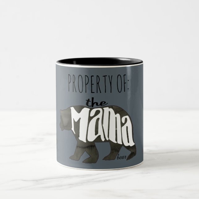 Eigentum von Mutter Bear- Approach auf eigene Zweifarbige Tasse (Mittel)