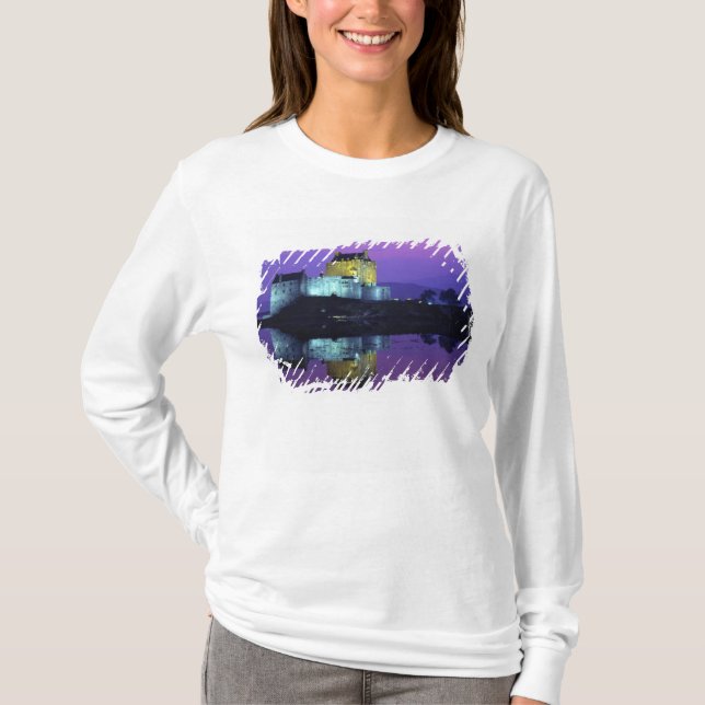Eilean Donan Castle, Highlands, Schottland 4 T-Shirt (Vorderseite)