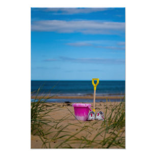 Eimer und Spade am Dornoch Beach Fotodruck