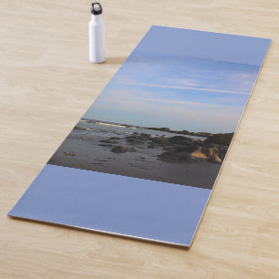 Ein Abend auf dem Falke-Strand Yogamatte