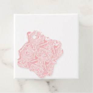 ein abstraktes, rosa und weißes Design auf weißem Geschenkanhänger