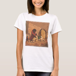 Ein Affe und ein Hund mit einem großen Tambourin T-Shirt