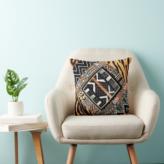 Ein afrikanisches GrafikCollage-Motiv Kissen (Stuhl )