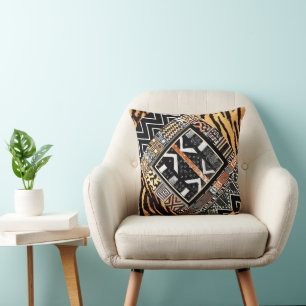 Ein afrikanisches grafisches Collagen-Motiv Kissen