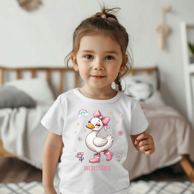 Ein Alberner Gänseblütengarten 1. Geburtstag Baby T-shirt (Von Creator hochgeladen)