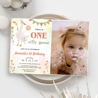 Ein Albernes Goose 1. Geburtstag Party Foto Einladung