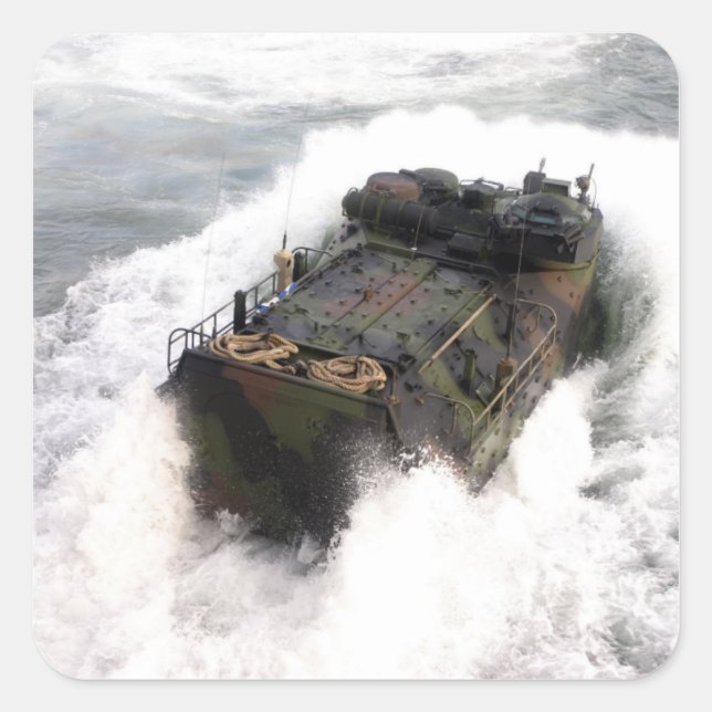 Ein amphibisches Angriffsfahrzeug 2 Quadratischer Aufkleber (Vorderseite)