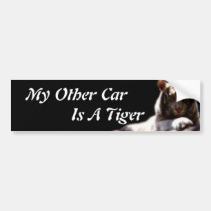 Ein anderes Auto ist ein Tigersticker Autoaufkleber