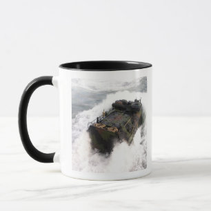 Ein Angriff mit Amphibienfahrzeugsfahrzeug 2 Tasse