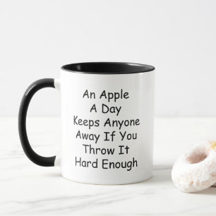 Ein Apfel am Tag hält jeden fern, wenn man ihn har Tasse