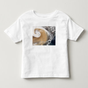 Ein Asiatsstaubsturm kreuzt den Pazifik Kleinkind T-shirt