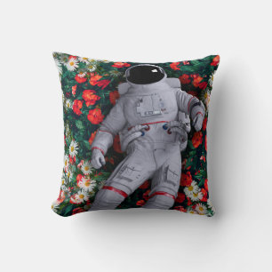 Ein Astronaut in den Blume Kissen