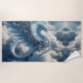 Ein Atemberaubender Drache umgeben von Wolken Strandtuch