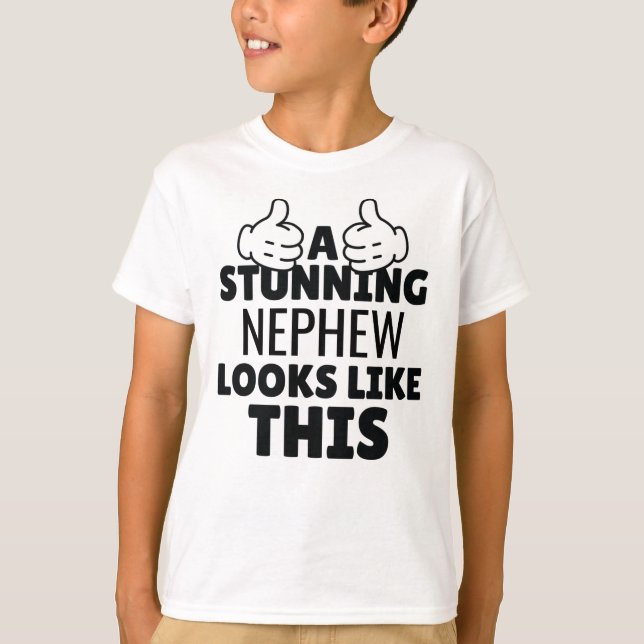 Ein atemberaubender Nephew sieht aus wie dieses lu T-Shirt (Vorderseite)