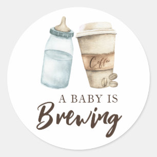 Ein Baby braut Flaschenkaffee-Babyparty Runder Aufkleber