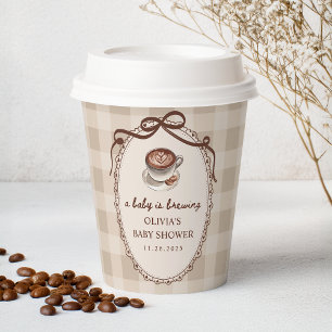 Ein Baby braut Gingham-Kaffee-Baby-Party Pappbecher