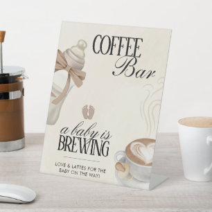 Ein Baby brütet Babydusche Kaffee Bar-Zeichen Sockelschild