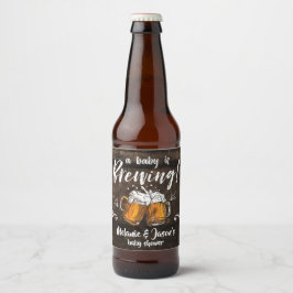 Ein Baby brütet eine Babydusche Bierflaschenetikett