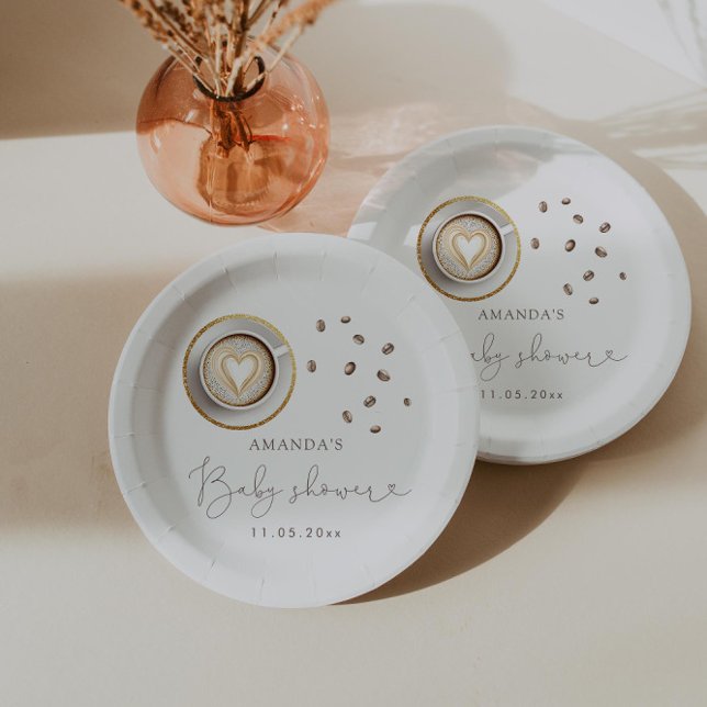 Ein Baby brütet eine Kaffeemaschine. Pappteller (Von Creator hochgeladen)