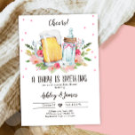 Ein Baby brütet Girl Cheers Coed Baby Shower Inv Einladung<br><div class="desc">Eine tolle Einladung für eine Babydusche! ... ... ... ... ... ... ... ... ... ... ... ... ... ... ... ... ... ... ... ... ... ... ... ... ... ... ... ... ... ... ... . ・ Wenn Sie die Abstimmung von PUNKTEN benötigen, Karo bitte unsere passende Kollektion...</div>