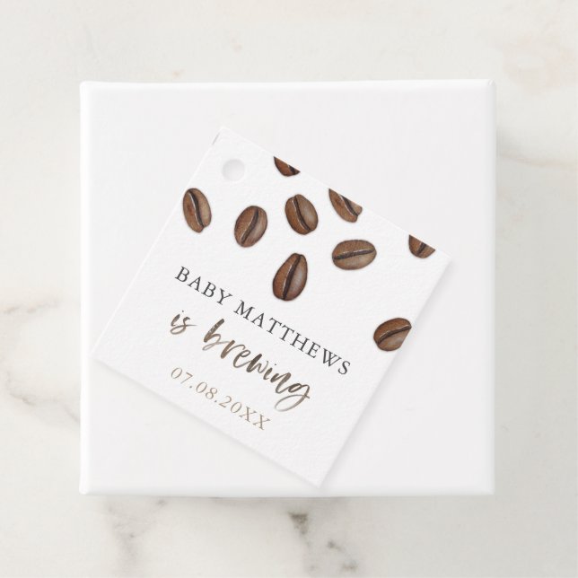 Ein Baby brütet Kaffeebohnen, Paare Dusche Geschenkanhänger (Beispiel)