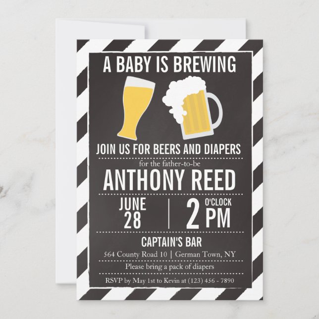 Ein Baby wird Windel und Bierbrauen Party Einladun Einladung (Vorderseite)