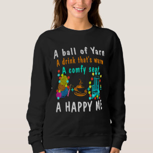 Ein Ball, der sich ein Getränk anzieht, das ein be Sweatshirt