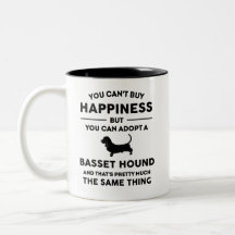 Ein Basset Hound Happy adoptiert