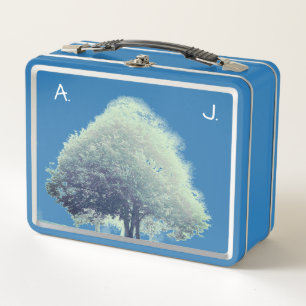 Ein Baum im Nebel mit Monogramm und Zitat Metall Brotdose