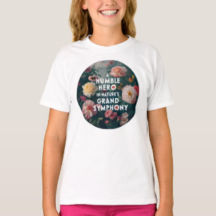 Ein bescheidener Held in der Großen Symphonie der T-Shirt