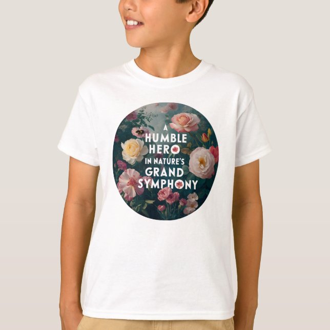 Ein bescheidener Held in der Großen Symphonie der  T-Shirt (Vorderseite)