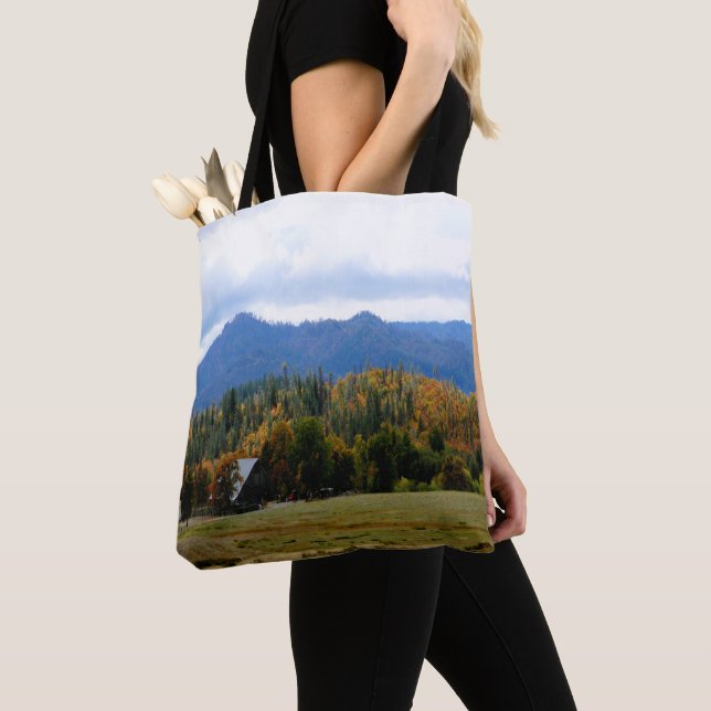 Ein bewölkter Herbsttag..... Tasche (Von Nahem)