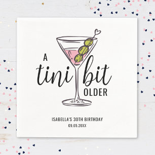 Ein bisschen älter Handgezeichneter Martini Geburt Serviette