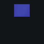 Ein blauer Hintergrund mit einem prominenten weiße Leinwanddruck<br><div class="desc">Dieses visuell auffällige Produkt zeichnet sich durch einen beruhigenden blauen Hintergrund aus,  der in der Mitte durch ein prominentes weißes Quadrat gekennzeichnet ist,  was einen kühnen Kontrast schafft,  der das Auge sicher auffängt. Ideal,  um jedem Raum eine moderne Touch hinzuzufügen.</div>