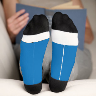 ein blauer Hintergrund mit Socken