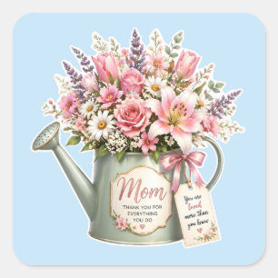 Ein Blumenstrauß in einer Gießkanne für Mama  Quadratischer Aufkleber
