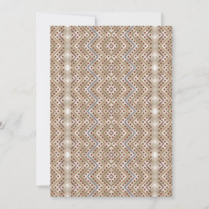 Ein brauner Teppich mit symmetrischem Design Einladung