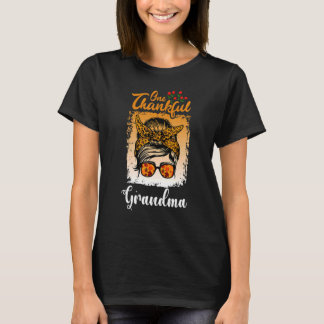 Ein dankenswerter Grandma Leopard Fall Messy Bun D T-Shirt