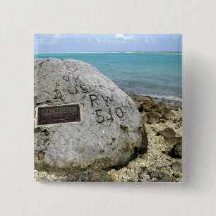 Ein Denkmal zu den Kriegsgefangen auf Wake Insel Button