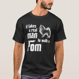 Ein echter Mann braucht einen Spitz 1 T-Shirt
