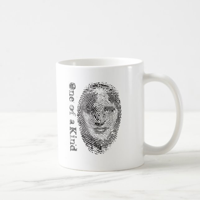Ein einer Art Kaffeetasse (Rechts)