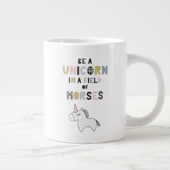 Ein Einhorn auf einem Pferdefeld sein Jumbo-Tasse (Rechts)