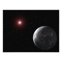 Ein eiskalter, felsiger Planet, der einen dunklen