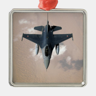 Ein Emirati F-16 Silbernes Ornament