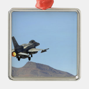 Ein F-16E von Arabische Emirate Silbernes Ornament