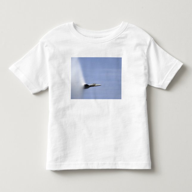 Ein F/A-18E Super Hornet erreicht die Geschwindigk Kleinkind T-shirt (Vorderseite)